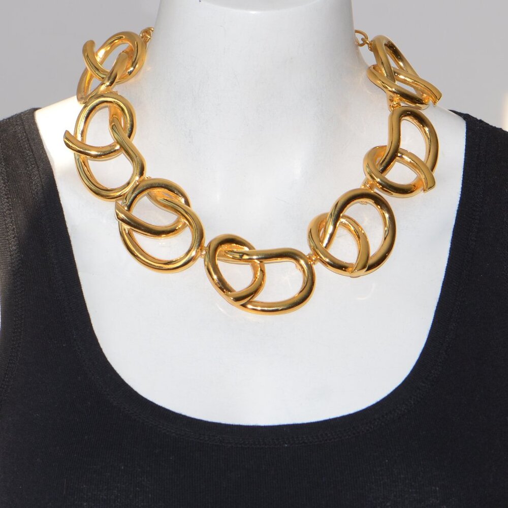 Kenneth Jay Lane Kjl Polished Gold Link Necklace - image 3